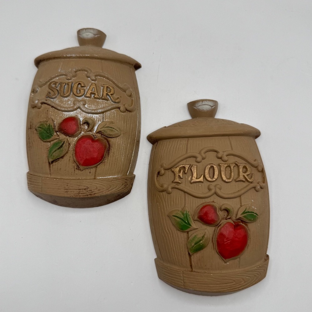 Sexton Wall Plaques Kitchen Brown 1967 Metal Sugar Flour Apple Barrels Vintage